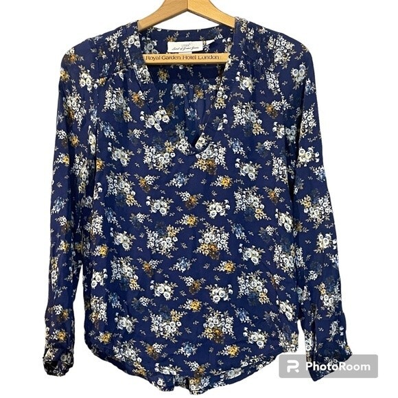 L.O.G.G. By H&M long sleeved floral blouse. V-neck. Women’s size 4 - Picture 1 of 7